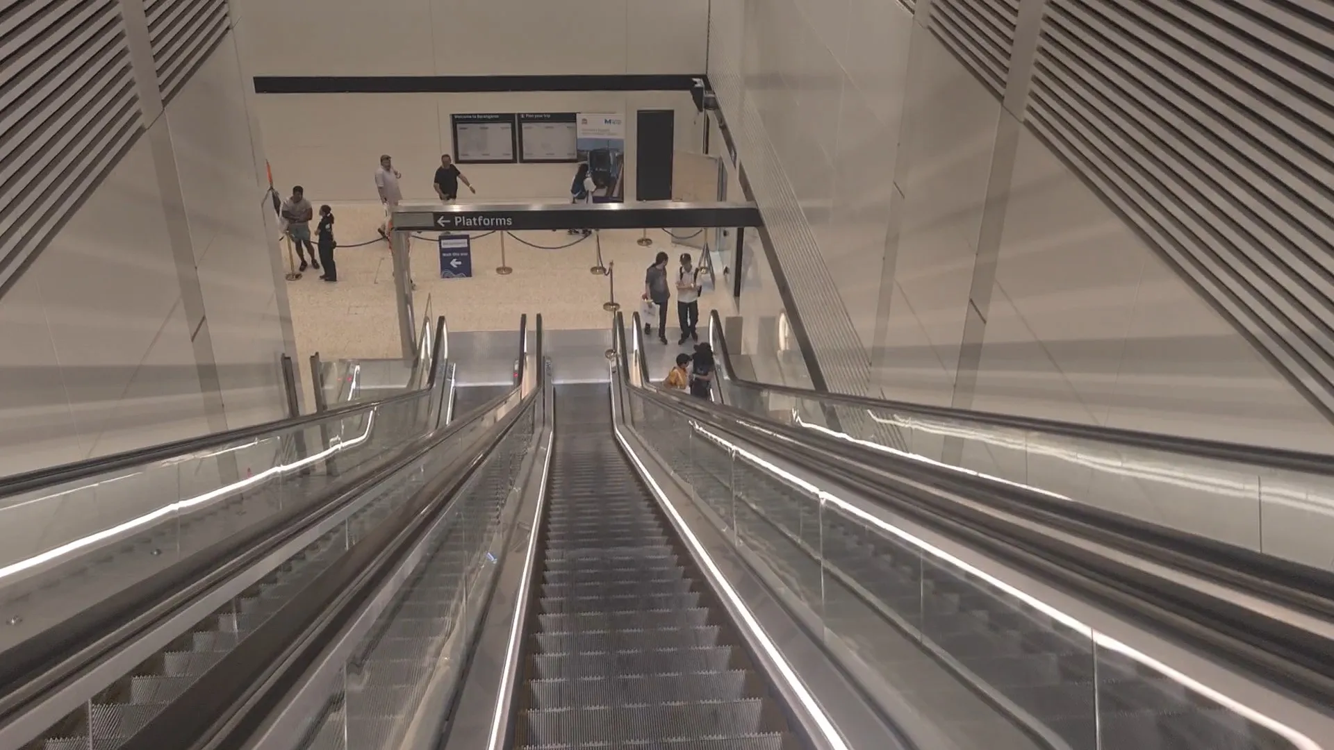 Shot from the escalators looking down towards the concourse.